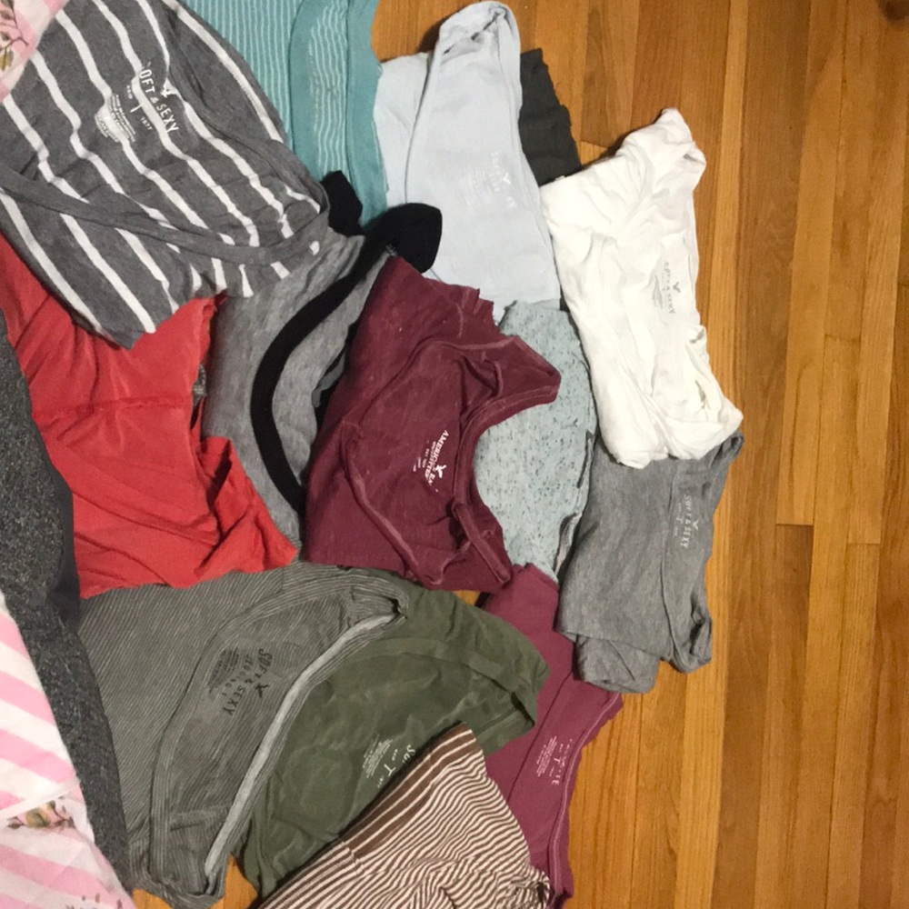 Multiple short (and 2 long sleeve) tee shirts